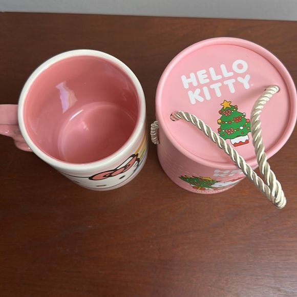 Hello Kitty merry Christmas cocoa mix & mug set - Picture 8 of 8